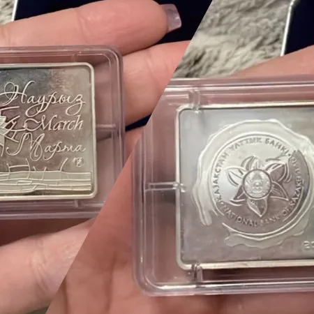 Серебряная монета «8 Марта» 2015 года оказалась ценным коллекционным экземпляром