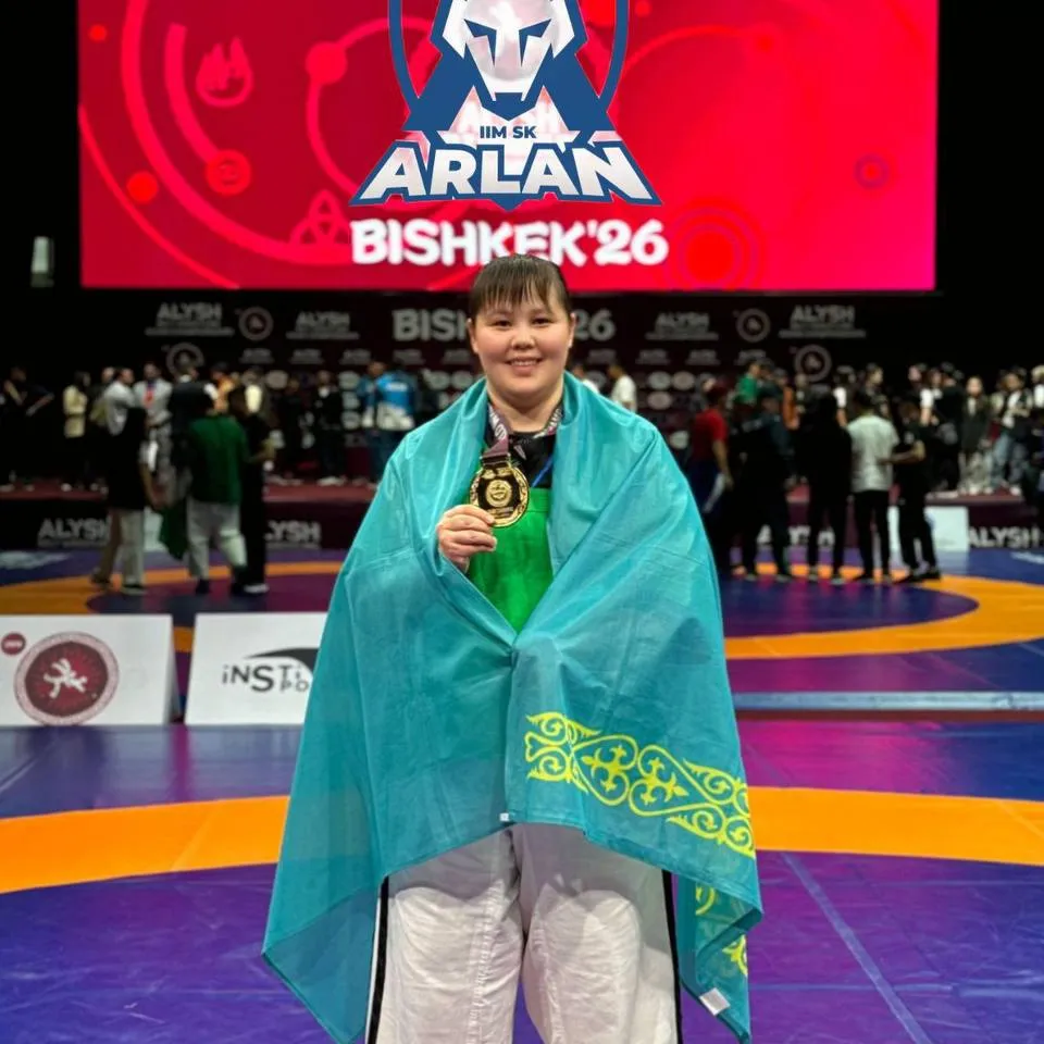 Казахстанская полицейская стала чемпионкой Азии по поясной борьбе в Бишкеке